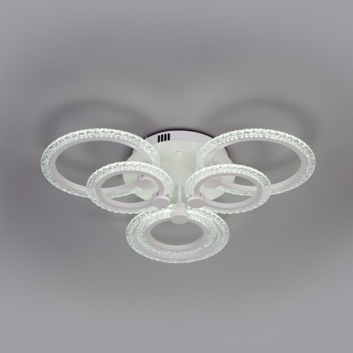 Потолочная люстра Eurosvet Wellen 90226/6 белый фото Потолочная люстра Eurosvet Wellen 90226/6 белый. Фото №2