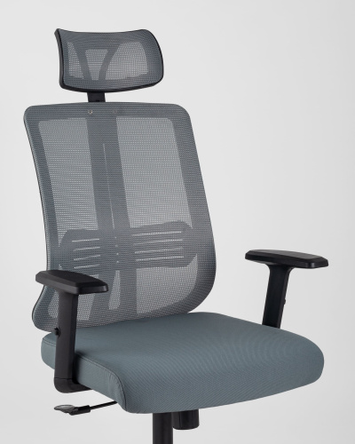 Кресло руководителя TopChairs Post серое фото Кресло руководителя TopChairs Post серое. Фото №9